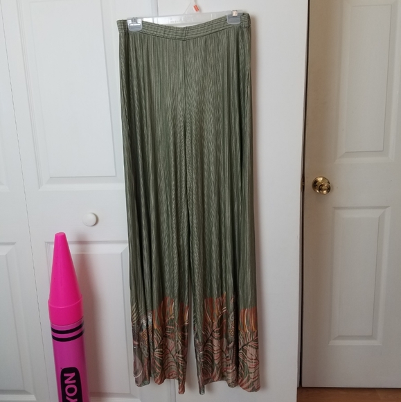 Anthropologie Pants - Farm Rio for Anthropology Guadalupe Parrot Tropical Palazzo Wide Leg Pant